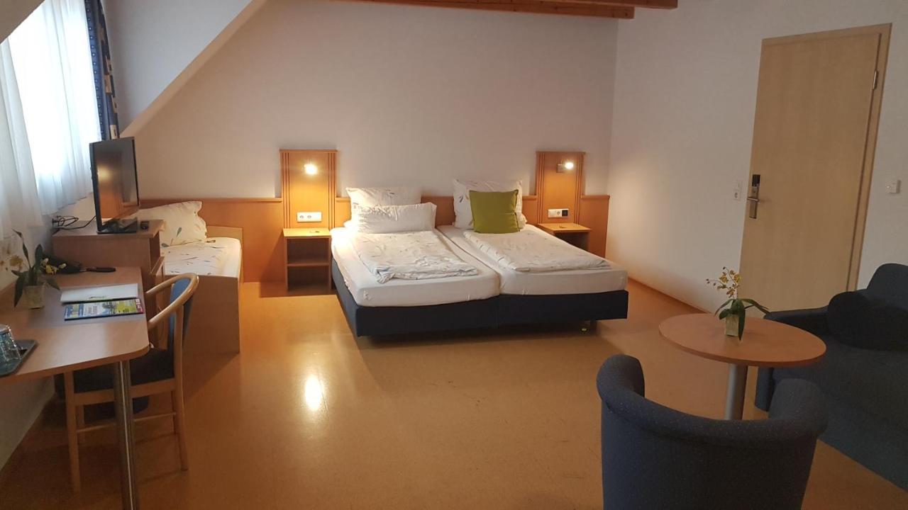 Andi'S Steakhuesli & Hotel Schopfheim Room photo